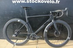 3TTT Vélo 3T STRADA TEAM SRAM Force Disc ETap AXS 12V Rouge Ou Noir -Vélos de Route Soldes 3T noir