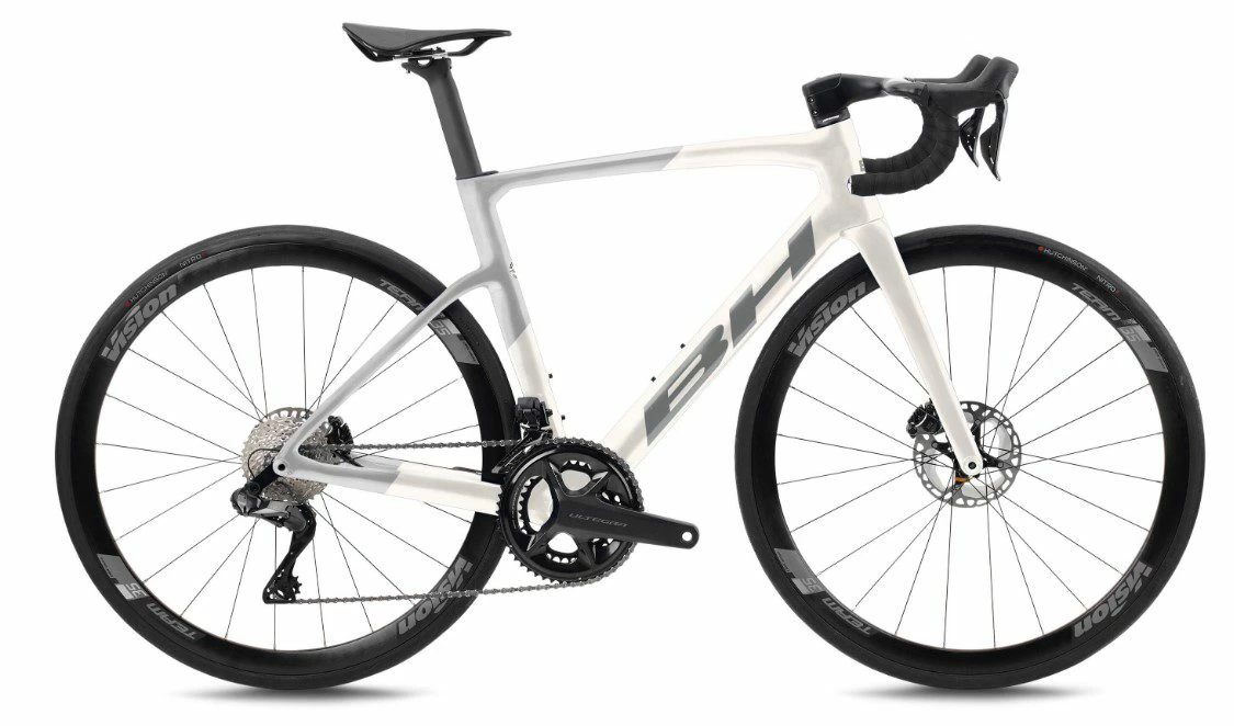 Vélo BH RS1 4.5 Carbone SHIMANO Ulégra 8150 Di2 12V 2023 Blanc Gris 1 Vélo BH RS1 4.5 Carbone SHIMANO Ulégra 8150 Di2 12V 2023 Blanc Gris