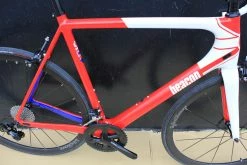 DEDACCIAI Vélo BEACON Carbone BF 80 Rouge/blanc/bleu -Vélos de Route Soldes beacon bf80 rouge blanc 1