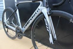 Vélo GUERCIOTTI EUREKA AIR Carbone Shimano Ultégra 8000 11V Silver/black -Vélos de Route Soldes guerciotti gris 3 scaled 1