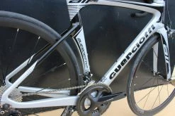 Vélo GUERCIOTTI EUREKA AIR Carbone Shimano Ultégra 8000 11V Silver/black -Vélos de Route Soldes guerciotti gris 4 scaled 1