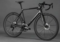 Vélo TIME ALPE D’HUEZ 21 Disc Fourche AKTIV Noir Carbone Vernis -Vélos de Route Soldes time 21 disc noir