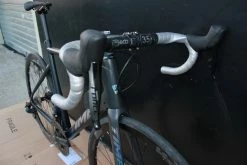 Vélo TIME SCYLON Disc AKTIV SRAM Rival AXS 12V Noir Mat -Vélos de Route Soldes time scylon disc force 3 scaled 1